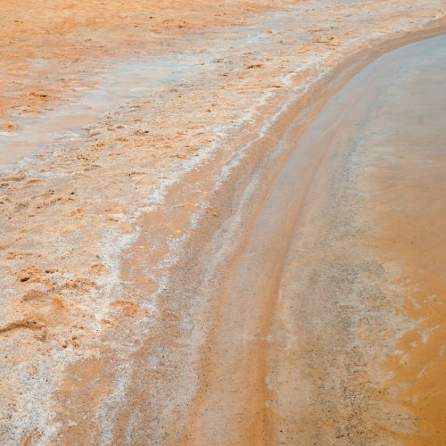 Paisaje salino, fotografía ilustrativa del tema del Mar Muerto